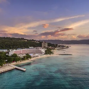 Grand Decameron Cornwall Beach, A Trademark Resort Montego Bay
