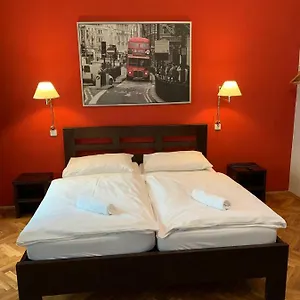 Central Station Studios Hotel Praag